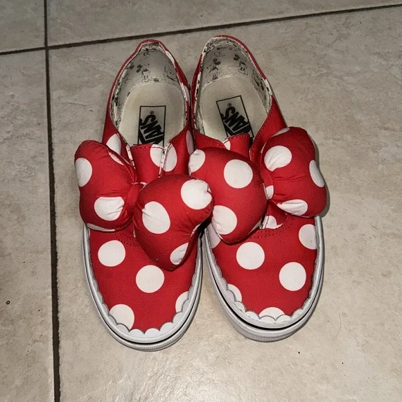Disney X Vans Minnie Mouse Bow Vans - Picture 4 of 13